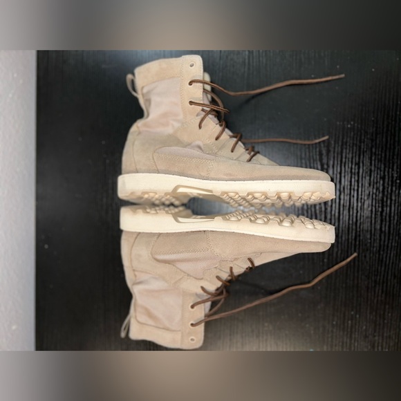 Womens SOREL Caribou OTM Waterproof Boot Ancient Fossil/Chalk sz 9 - Picture 4 of 9